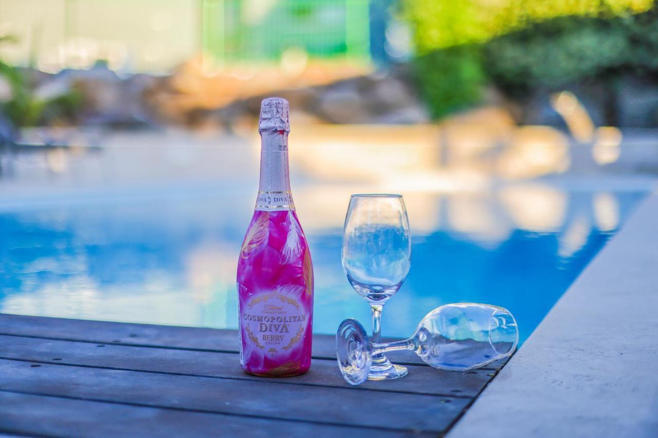 Morad Haharbel - Boutique Resort Buitenkant foto