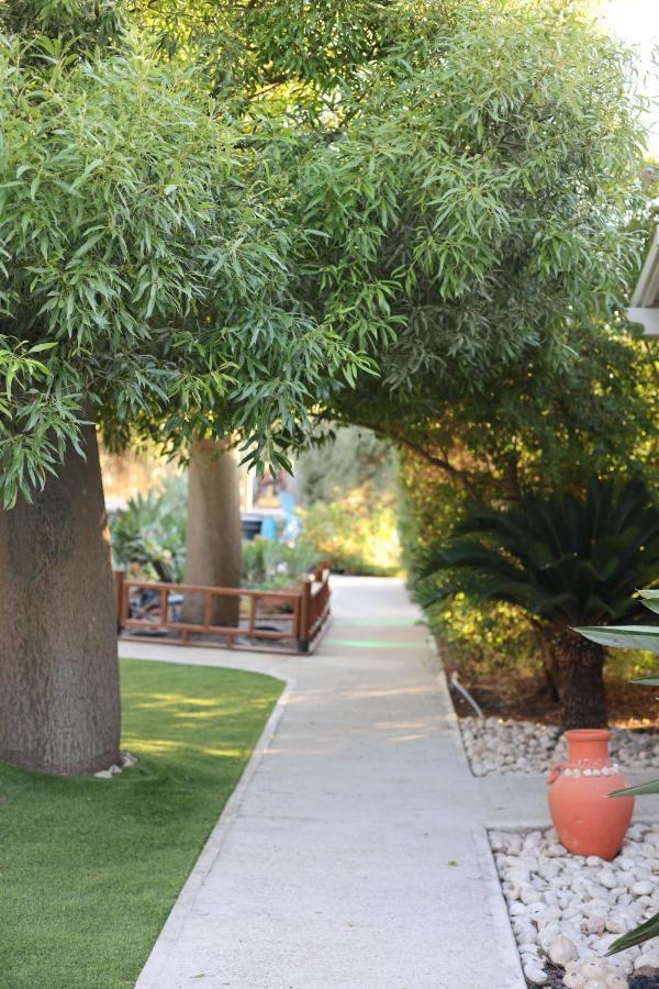 Morad Haharbel - Boutique Resort Buitenkant foto
